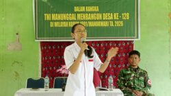 TNI Dorong Kesadaran Keluarga Sehat, Warga Antusias Ikuti Penyuluhan KB dalam TMMD Ke-128 Kodim 1801/Manokwari