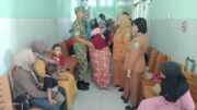 Upaya Tekan Angka Stunting, Satgas TMMD Ke-128 Laksanakan Pemberian Nutrisi Anak Stunting di Puskesmas Maron