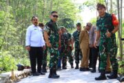 Tim Wasev Sterad TNI Tinjau Sejumlah Titik Pembangunan TMMD Ke-128 di Desa Brabe