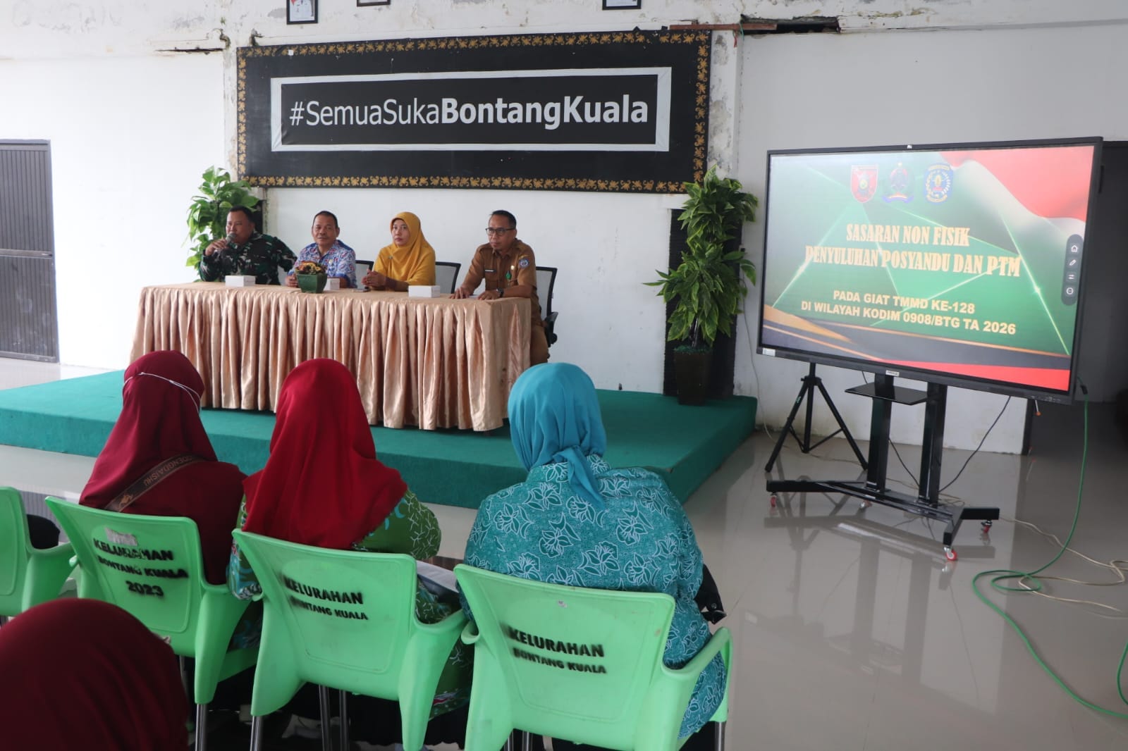 Dalam rangka TMMD Ke-128 Kodim 0908/Bontang Gelar Penyuluhan Posyandu dan PTM sebagai Sasaran Non Fisik