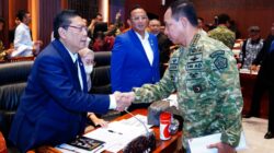 Panglima TNI Hadiri Raker Bersama Komisi I DPR RI Bahas Dinamika Geopolitik dan Misi Perdamaian Dunia