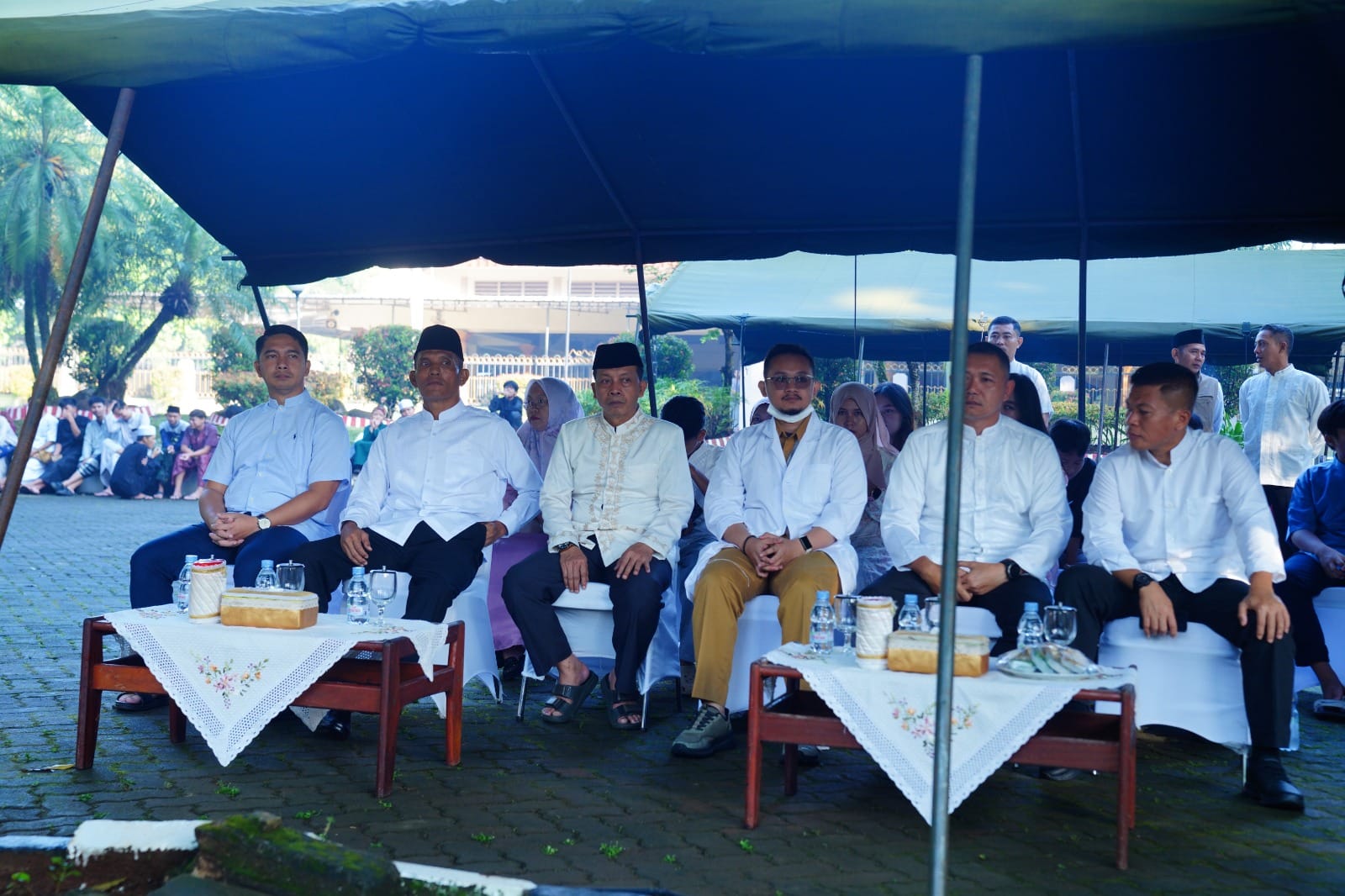 Mabes TNI Gelar Sholat Idul Adha 1447 H dan Penyembelihan Hewan Kurban di Cilangkap Mabes TNI Gelar Sholat Idul Adha 1447 H dan Penyembelihan Hewan Kurban di Cilangkap