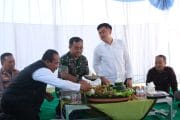 Akselerasi Pembangunan, Dandim 0808/Blitar Bersama Forkopimda Letakkan Batu Pertama Jembatan Garuda Sungai Ratu