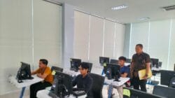 Warga Tuban Merasa Lebih Dekat, Polantas Tuban Jawab Langsung Persoalan SIM dan STNK