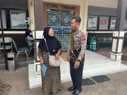 Pelayanan Modern dan Humanis, Polantas Tuban Layani Administrasi Kendaraan di Jalan