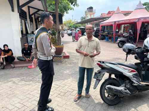 Warga Tuban Berbondong-bondong Datangi Polantas, Urusan STNK Jadi Lebih Mudah