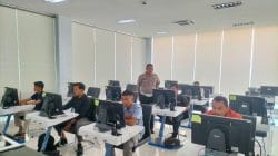 Awalnya Pelan karena Takut Razia, Pengendara Tuban Malah Dapat Solusi SIM dari Polantas Tuban