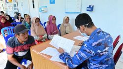 Sambut Hari Bakti ke-79 TNI AU 2026, Lanud Sjamsudin Noor Gelar Pemeriksaan Mata Gratis bagi Masyarakat Kalsel