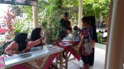 Dukung Kesehatan Masyarakat, Serka Anton Ady Dampingi Pelaksanaan Posyandu ILP Kelurahan Sananwetan