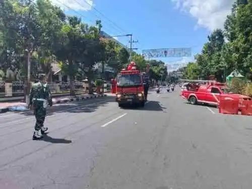Sinergi Kodim 0808/Blitar Dan Damkar Kota Blitar Gelar Pelatihan Pengoperasian Truk Serta Mitigasi Kebakaran