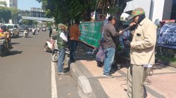 Aksi Damai di Bank Jatim, Warga Desak Transparansi Pajak Tanah Surat Ijo