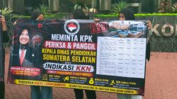 Demo di Gedung KPK, Massa Minta Gubernur Sumsel dan Kadisdik Diperiksa