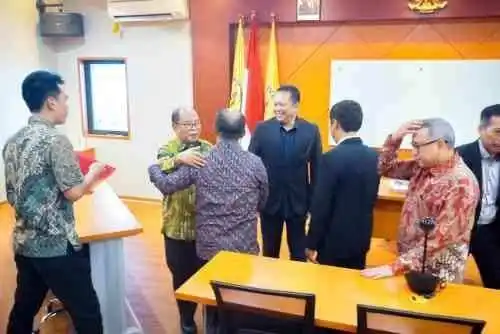 Uji Sidang Tertutup Doktor Ilmu Hukum Universitas Borobudur, Bamsoet Dorong Pembaruan Hukum Pidana Hadapi Kejahatan Berbasis Artificial Intelligence