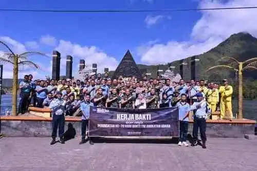 Aksi Peduli Lingkungan, Lanud Iswahjudi Bersihkan Telaga Sarangan