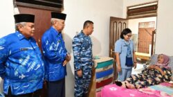 Berbagi Kasih dan Kepedulian di Hari Bakti Ke-79 TNI AU, Lanud Sjamsudin Noor Hadirkan Senyum untuk Anak Yatim dan Purnawirawan