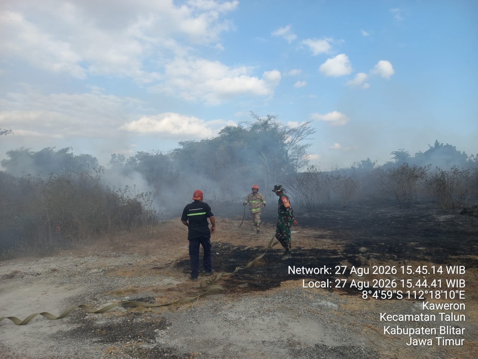 Kebakaran Lahan Penyimpanan Kendaraan PT Moderna Teknik Perkasa Di Talun Berhasil Dipadamkan, Korban Jiwa Nihil Kebakaran Lahan Penyimpanan Kendaraan PT Moderna Teknik Perkasa Di Talun Berhasil Dipadamkan, Korban Jiwa Nihil