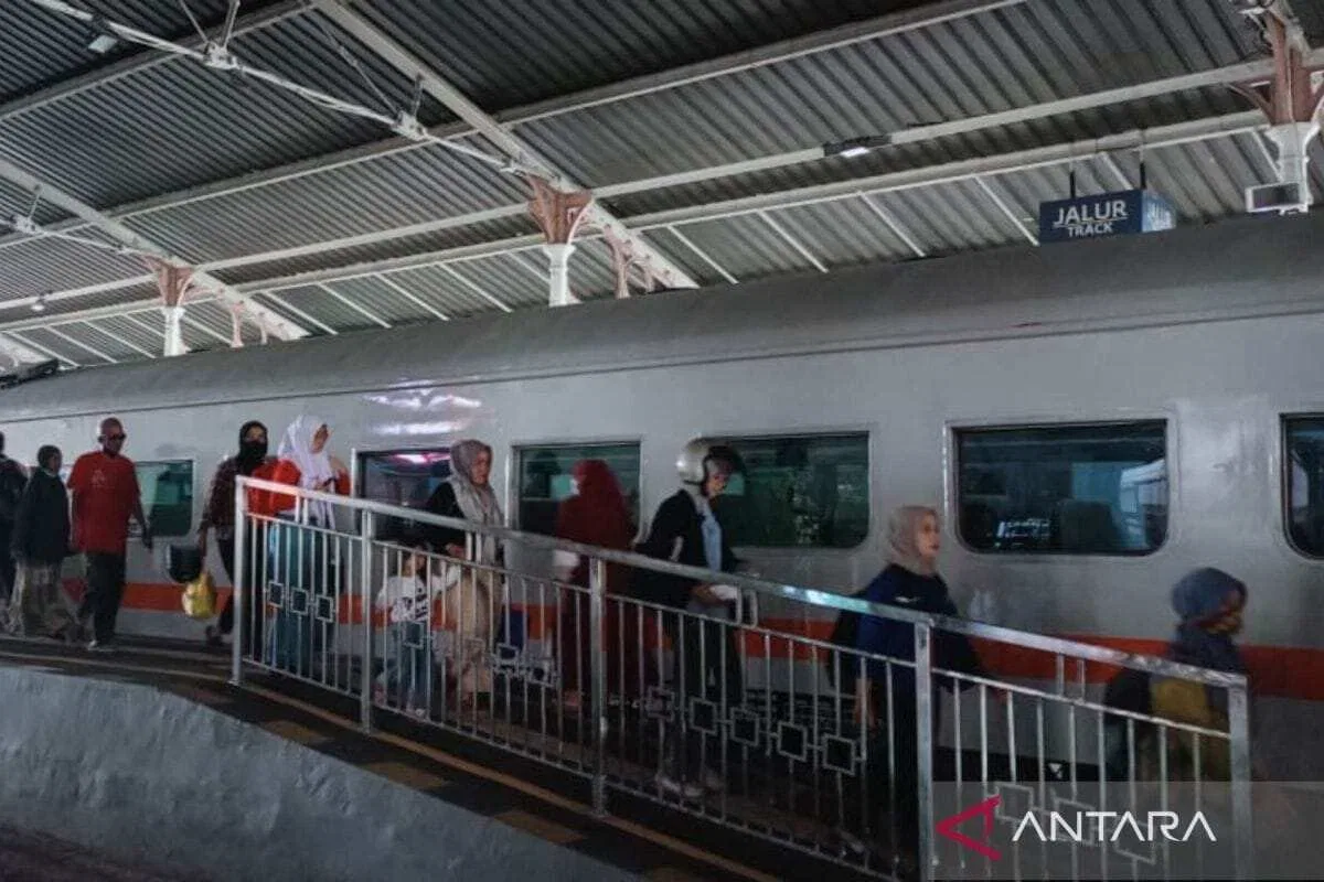 Pelayanan Stasiun Sidoarjo Selama Libur Maulid Nabi