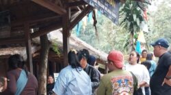Meningkatnya Kunjungan Wisatawan ke Permukiman Badui dalam Perburuan Durian
