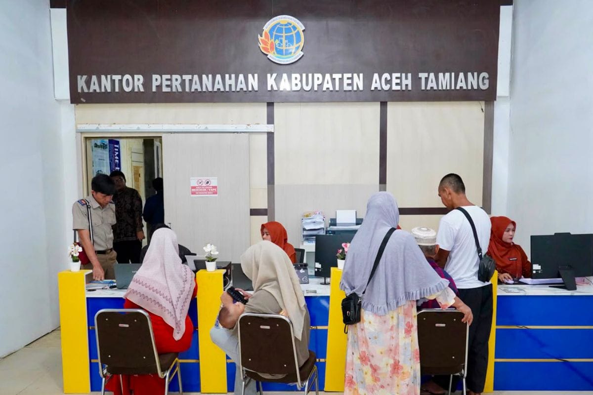 Transformasi Layanan Pertanahan di Indonesia Transformasi Layanan Pertanahan di Indonesia