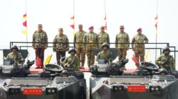 Wakil Panglima TNI dan Sejumlah Pejabat Negara Terima Warga Kehormatan dan Brevet Korps Marinir
