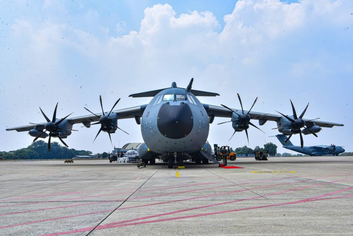 TNI Kerahkan 29 Alutsista dan Salurkan 122 Ton Bantuan untuk Penanganan Gempa NTT TNI Kerahkan 29 Alutsista dan Salurkan 122 Ton Bantuan untuk Penanganan Gempa NTT