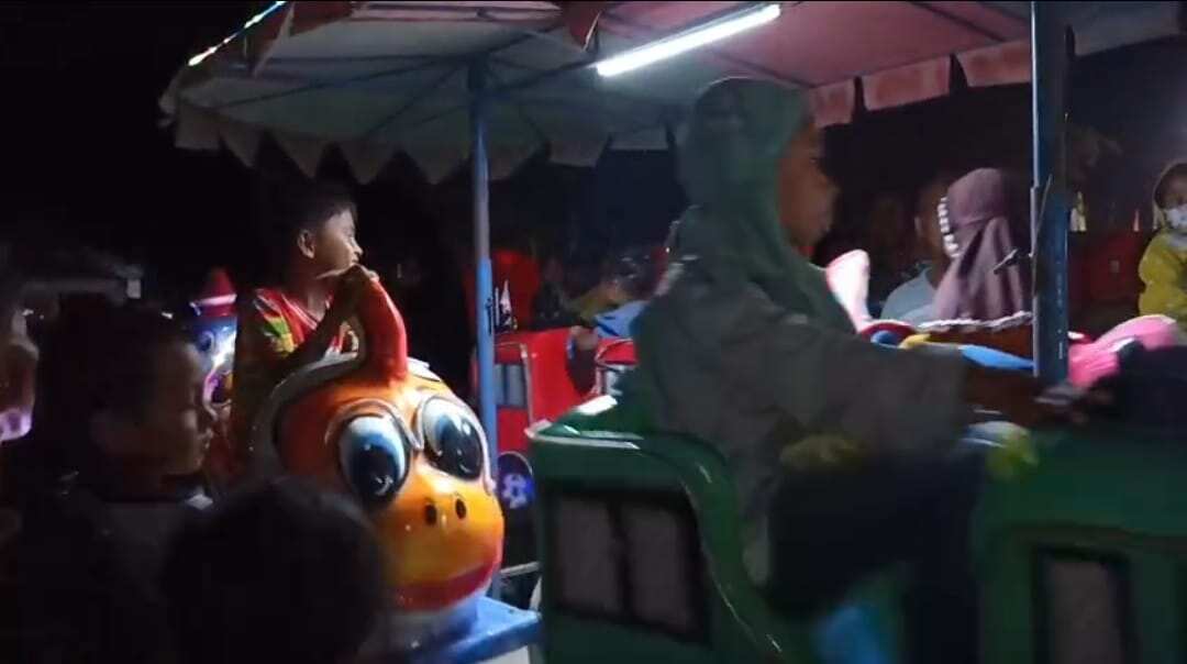 Trauma Healing Korem 161/WS Bangkitkan Keceriaan Anak-Anak Korban Gempa Flores Trauma Healing Korem 161/WS Bangkitkan Keceriaan Anak-Anak Korban Gempa Flores