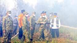Komandan Lanud Sjamsudin Noor Pimpin Langsung Pemadaman Kebakaran Hutan dan Lahan di Kalimantan Selatan