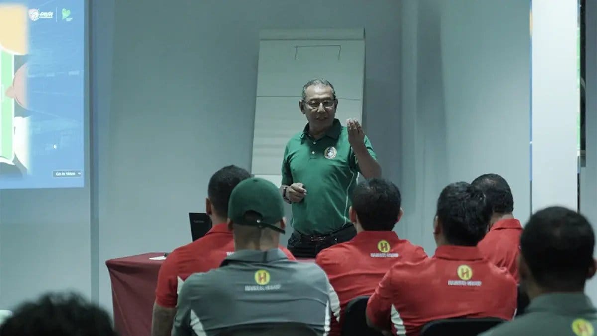 Edukasi Aturan Permainan oleh Barito Putera