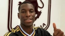 Transfer Pemain: Nicolas Jackson Bergabung dengan Aston Villa