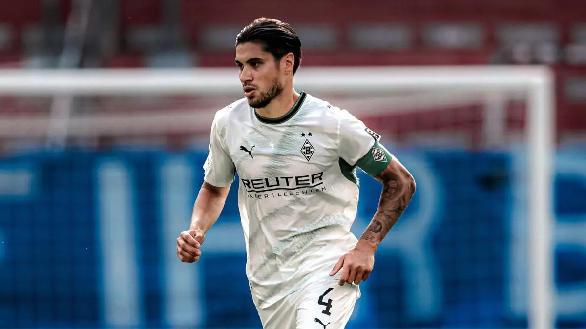 Kevin Diks Menyoroti Lini Depan Borussia Mönchengladbach Kevin Diks Menyoroti Lini Depan Borussia Mönchengladbach