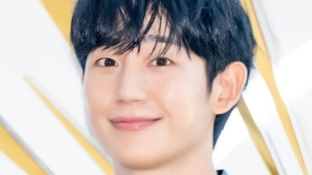 Drama Korea Terbaik Jung Hae In yang Harus Ditonton Drama Korea Terbaik Jung Hae In yang Harus Ditonton
