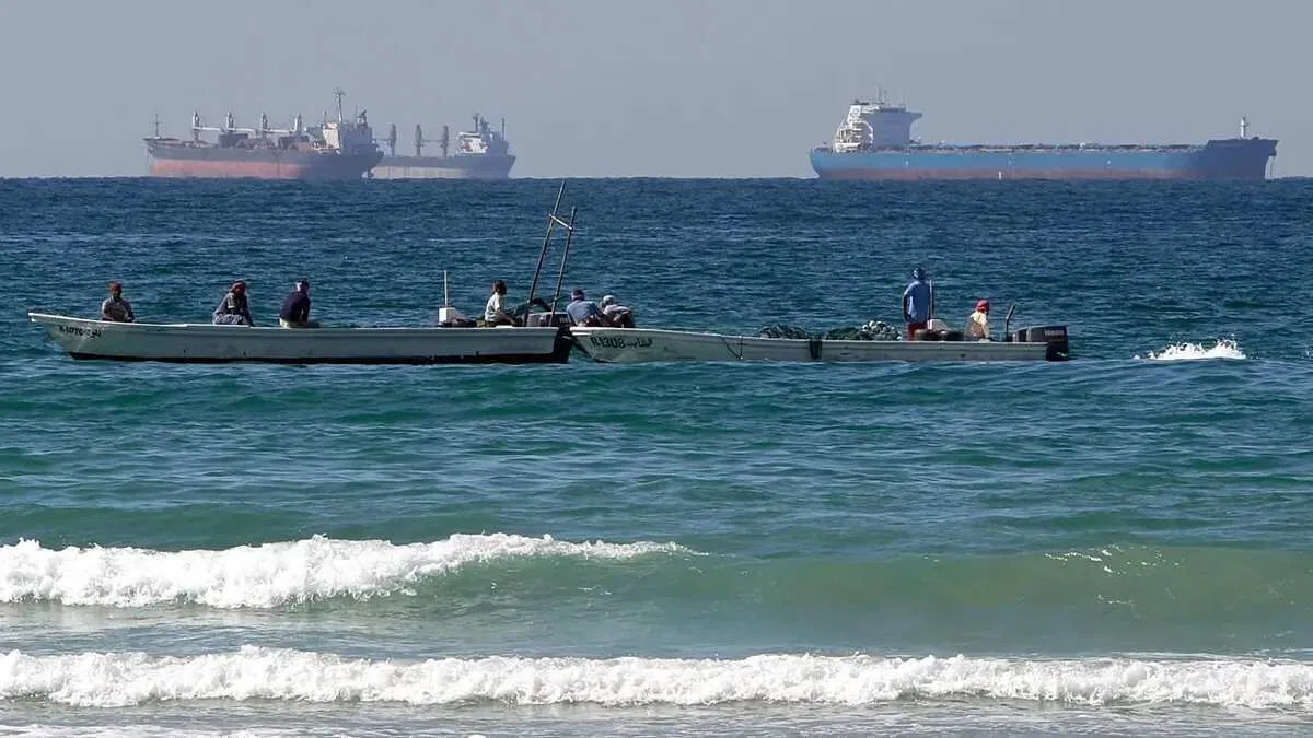 Iran dan Oman Sepakati Rute Pelayaran di Selat Hormuz