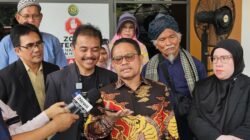 Penundaan Sidang Praperadilan Roy Suryo
