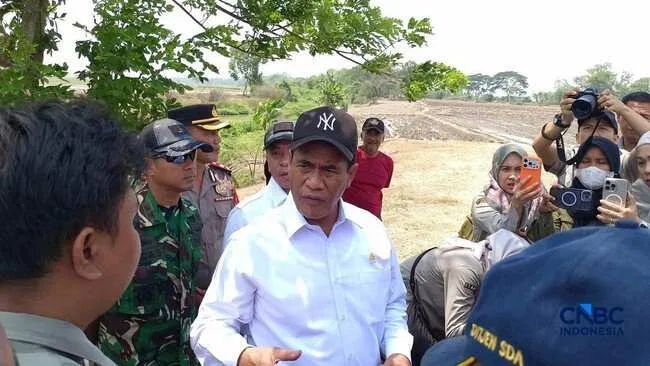 Pencopotan 13 Pejabat Kementan oleh Menteri Pertanian Andi Amran Sulaiman