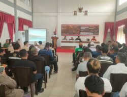 TIM PENYULUH MABES TNI BERSAMA PASIS DIKREG 56 SESKO TNI EDUKASI WARGA CEGAH KARHUTLA