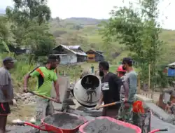 Kodim 1714/Puncak Jaya Gandeng Masyarakat Binaan Membangun Jembatan Merah Putih di Kampung Kulok Enggame
