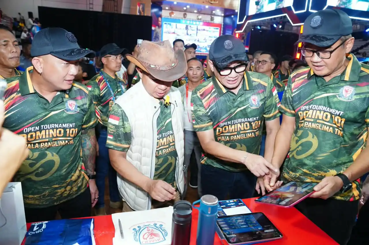 Gelorakan Sportivitas, Panglima TNI Ramaikan Open Tournament Domino Orado (101)