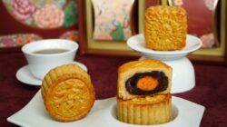 Perayaan Mid-Autumn Festival dengan Mooncake Premium di Holiday Inn Bandung Pasteur