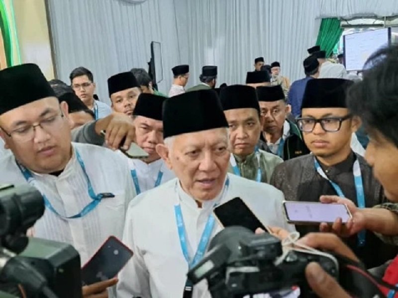Menelusuri Riwayat Pendidikan KH Abdul Hakim Mahfudz dan Kepemimpinannya di PBNU Menelusuri Riwayat Pendidikan KH Abdul Hakim Mahfudz dan Kepemimpinannya di PBNU
