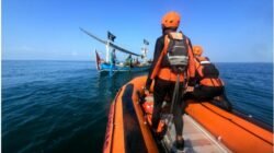 Pencarian WNA Terseret Arus di Pantai Tembles, Jembrana