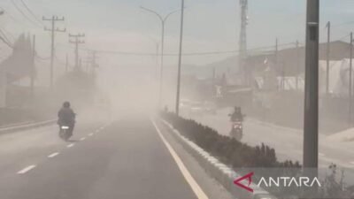 Waspada Hujan Abu Vulkanik di Berastagi