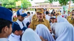 Kegiatan Hari Pertama Pembelajaran Tatap Muka di Pekanbaru