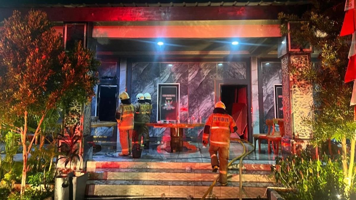 Kebakaran Posko Grib Jaya di Jakarta Barat Diduga Akibat Korsleting Listrik