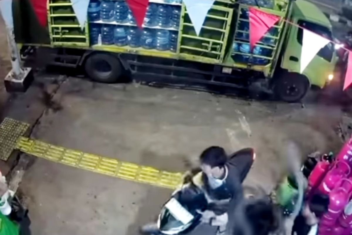 Penyelidikan Polisi Terhadap Pembegalan Terekam CCTV di Tebet