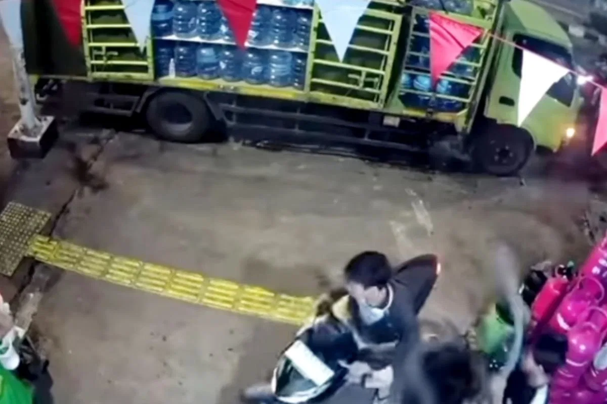 Penyelidikan Polisi Terhadap Pembegalan Terekam CCTV di Tebet
