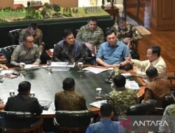 Edukasi Masyarakat tentang Karhutla oleh Prajurit TNI