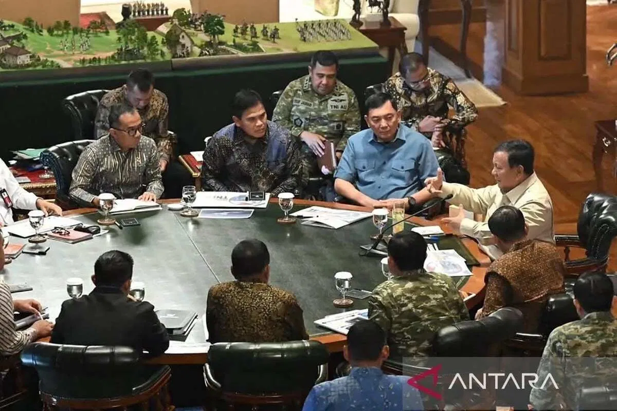 Edukasi Masyarakat tentang Karhutla oleh Prajurit TNI