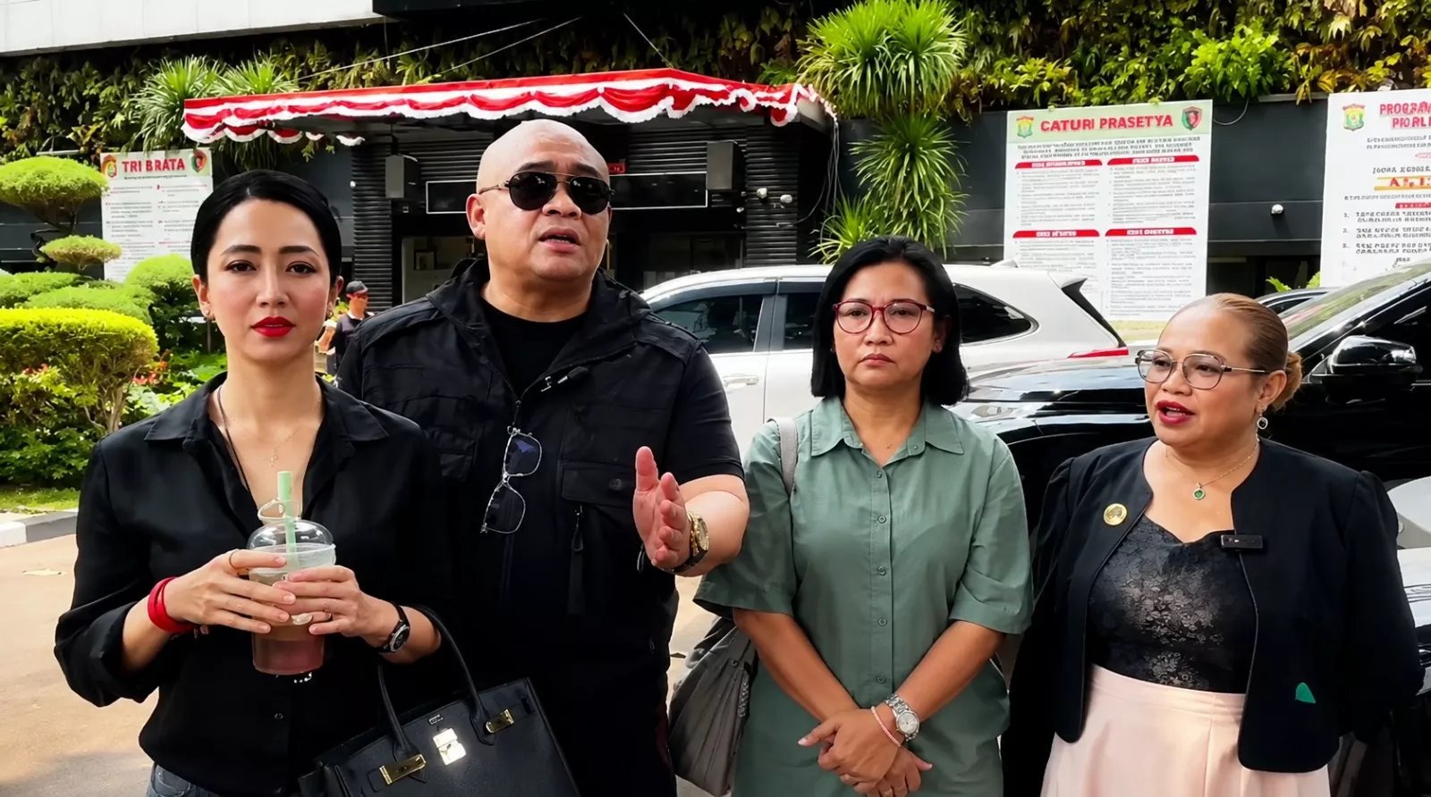 Sengketa Perdamaian dalam Kasus Penipuan Vicky Prasetyo Sengketa Perdamaian dalam Kasus Penipuan Vicky Prasetyo