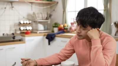 Mengapa Makan Dapat Meredakan Migrain?
