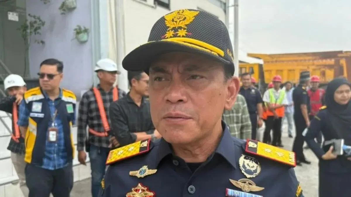 Optimalisasi Pusat Logistik Berikat untuk Menekan Dwelling Time di Jakarta